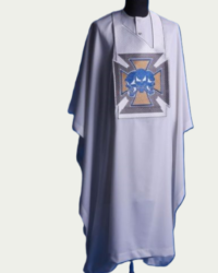 White Traditional Agbada with Blue Embroidered Designed A Splash of Azure Elegance